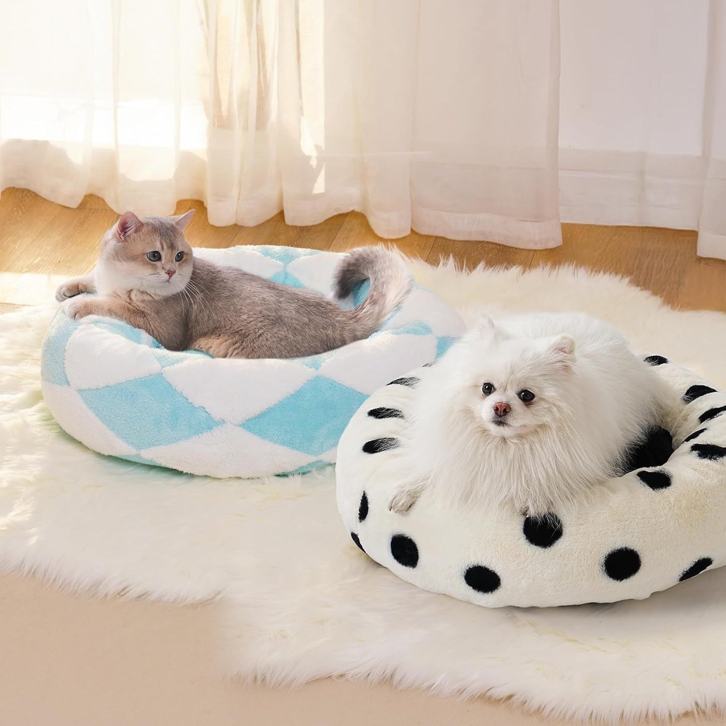 Round Plush Pet Bed – Washable Calming Dog & Cat Bed with Non-Slip Bottom, Soft Puppy & Kitten Cushion, 23 Inch Blue Check